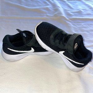 Rarely worn!! Toddler Nike shoes, Velcro closure